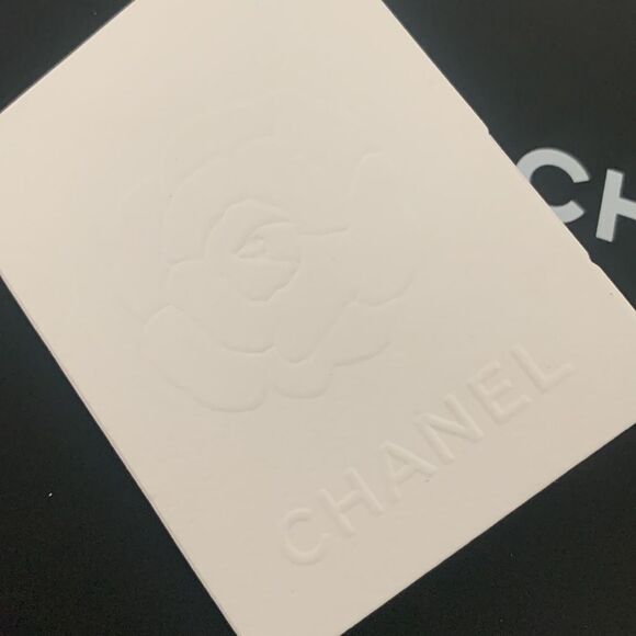 CHANEL Empty Medium Gift Box – 15” x 11” x 2” with Ribbon, Camellia, Tissue - Picture 11 of 11